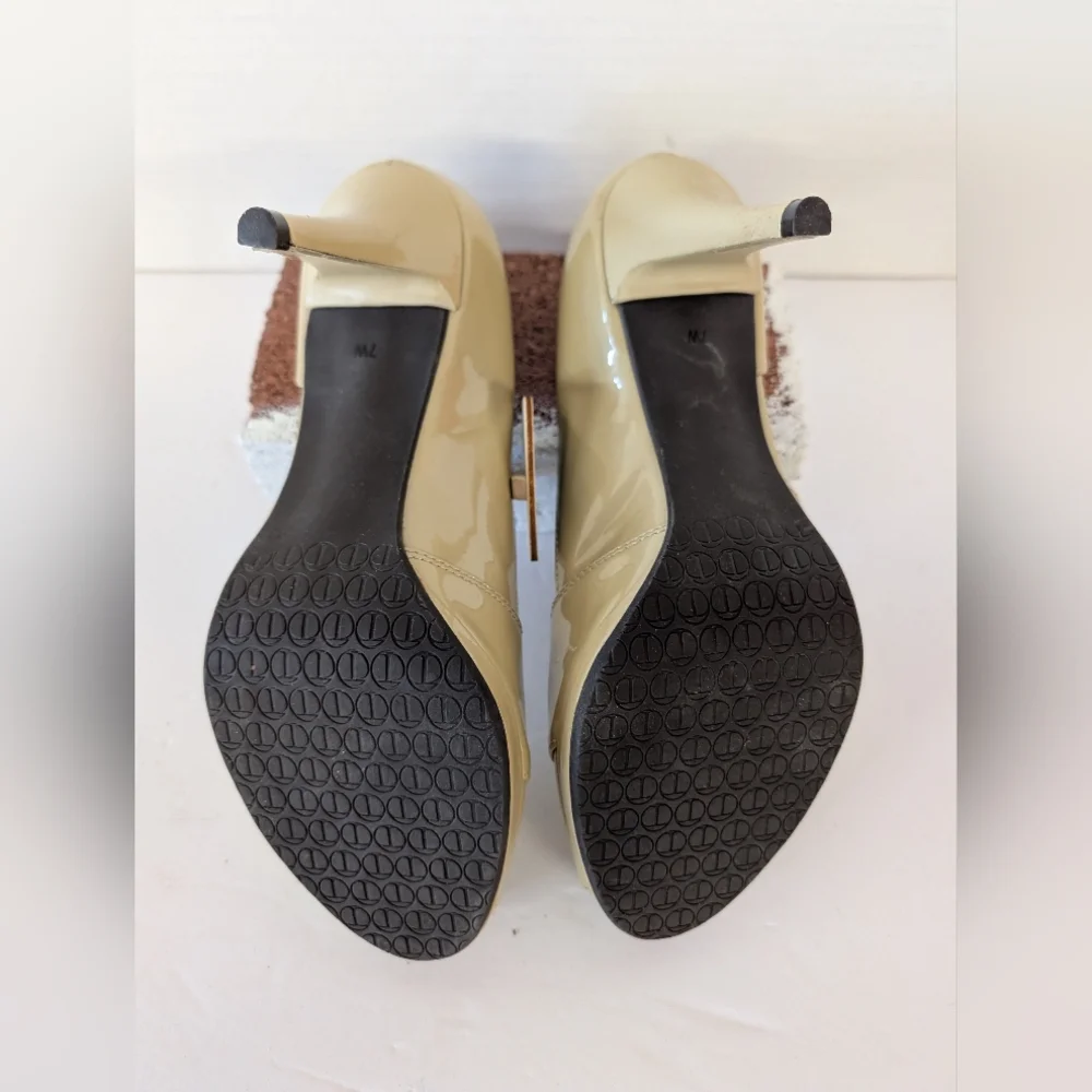 Talbots Shoes Cream Peep Toe Slight Platefom 5 Inches Heels 7W